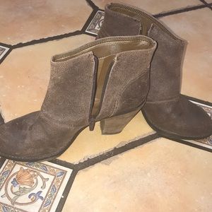 Jessica Simpson Shoes - Jessica Simpson Booties Jessica Simpson Shoes - Jessica Simpson Booties